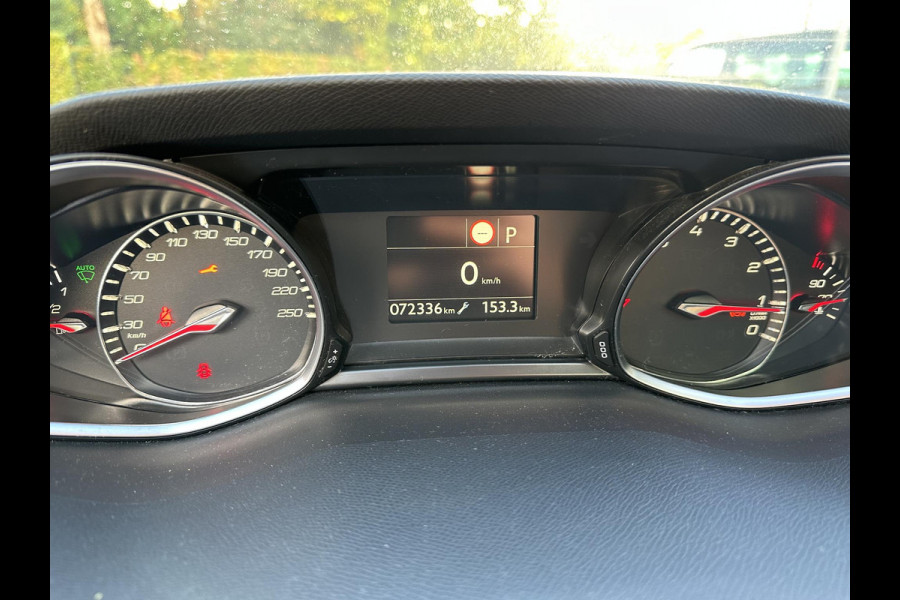 Peugeot 308 1.2 PureTech Aut8 GT-Line Black Optic Leder|CarPlay|LED|Massage|Panorama Peugeot 308 1.2 PureTech Aut8 GT-Line Black Optic Leder|CarPlay|LED|Massage|Panorama