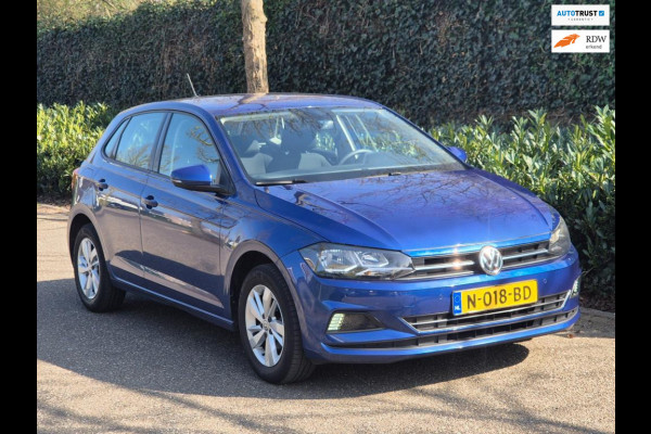 Volkswagen Polo Dealeronderhouden CarPlay Navi Dodehoekwaarschuwing Apps Stoelverwarming Volkswagen Polo Dealeronderhouden CarPlay Navi Dodehoekwaarschuwing Apps Stoelverwarming