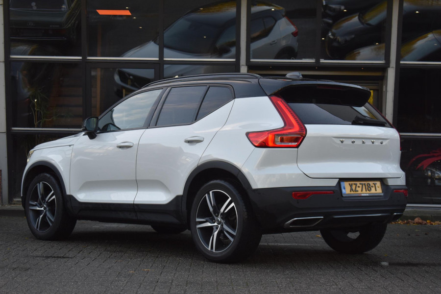 Volvo XC40 2.0 T4 R-Design Camera Pilot ACC Bliss Standkachel Volvo XC40 2.0 T4 R-Design Camera Pilot ACC Bliss Standkachel