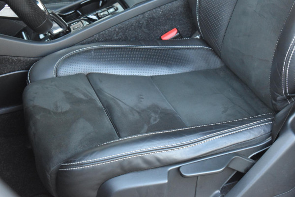 Volvo XC40 2.0 T4 R-Design Camera Pilot ACC Bliss Standkachel Volvo XC40 2.0 T4 R-Design Camera Pilot ACC Bliss Standkachel