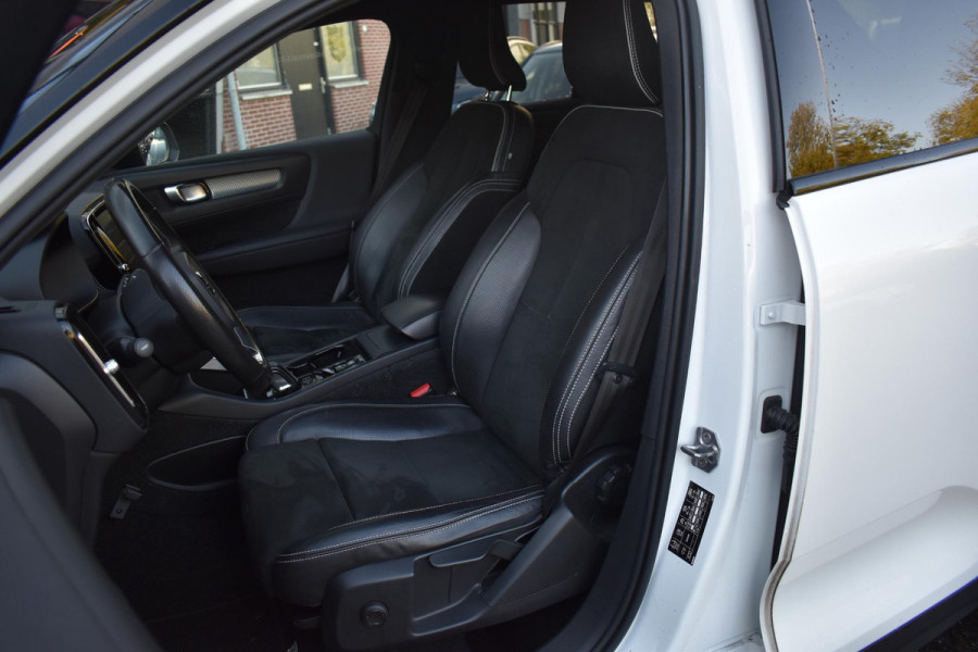 Volvo XC40 2.0 T4 R-Design Camera Pilot ACC Bliss Standkachel Volvo XC40 2.0 T4 R-Design Camera Pilot ACC Bliss Standkachel