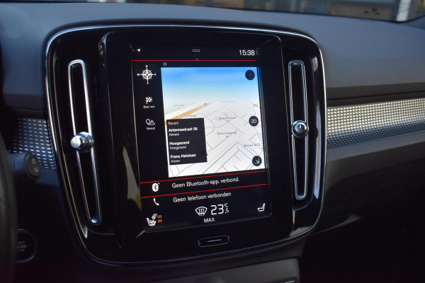 Volvo XC40 2.0 T4 R-Design Camera Pilot ACC Bliss Standkachel Volvo XC40 2.0 T4 R-Design Camera Pilot ACC Bliss Standkachel