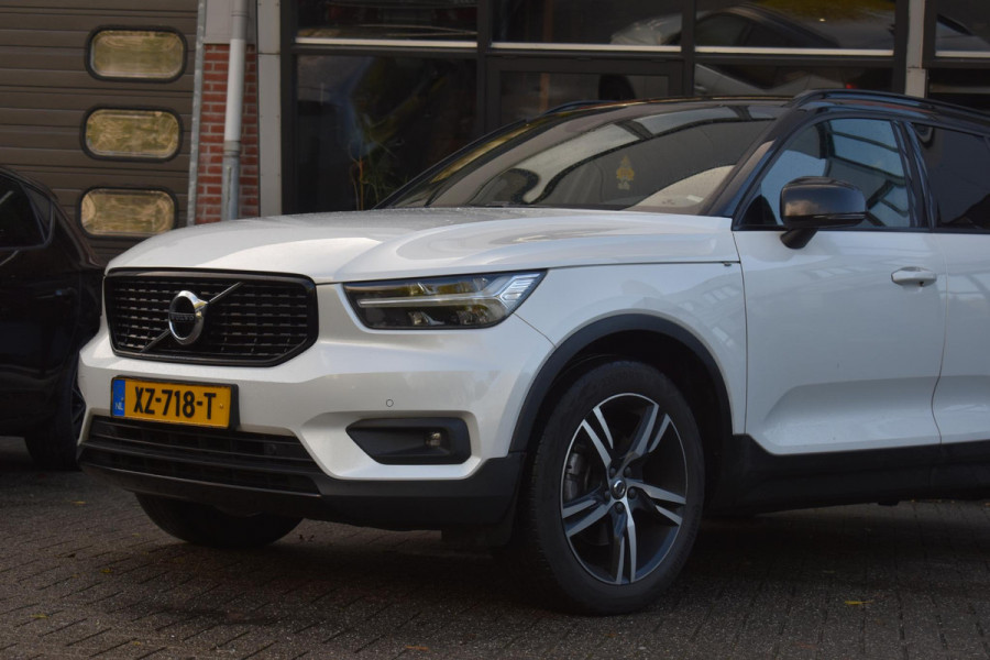 Volvo XC40 2.0 T4 R-Design Camera Pilot ACC Bliss Standkachel Volvo XC40 2.0 T4 R-Design Camera Pilot ACC Bliss Standkachel