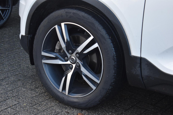 Volvo XC40 2.0 T4 R-Design Camera Pilot ACC Bliss Standkachel Volvo XC40 2.0 T4 R-Design Camera Pilot ACC Bliss Standkachel