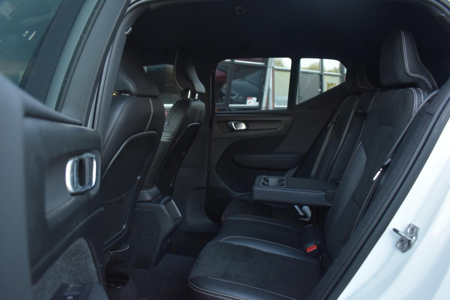 Volvo XC40 2.0 T4 R-Design Camera Pilot ACC Bliss Standkachel Volvo XC40 2.0 T4 R-Design Camera Pilot ACC Bliss Standkachel