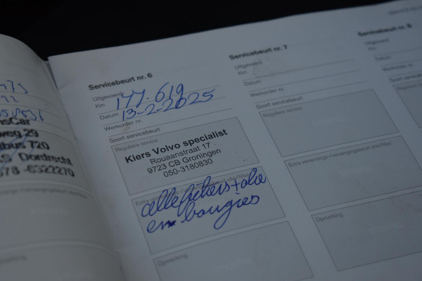 Volvo XC40 2.0 T4 R-Design Camera Pilot ACC Bliss Standkachel Volvo XC40 2.0 T4 R-Design Camera Pilot ACC Bliss Standkachel