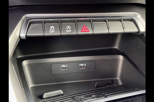 Audi A3 Sportback 35 TFSI S edition RS zetels/Keyless/Camera