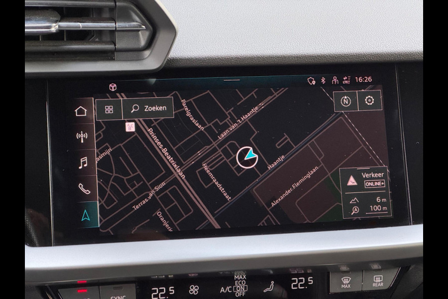 Audi A3 Sportback 35 TFSI S edition RS zetels/Keyless/Camera