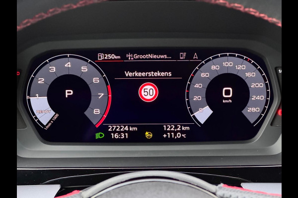 Audi A3 Sportback 35 TFSI S edition RS zetels/Keyless/Camera