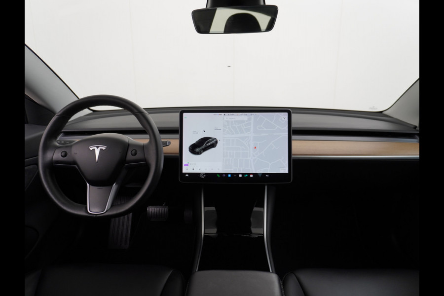 Tesla Model 3 Long Range 75kWh 463PK SOH 90% FSD Full Self Driving Computer-3 Premium Audio 4wd  18" Lmv AutoPilot Panoramadak Camera's Leder  Stoel en achterbank verwarming Keyless Electr.Stoelen+Memory+Easy-Entry WiFi Origineel Nederlandse auto Grootste accu, Tot 16,5kwh thuis laden. Tesla Model 3 Long Range 75kWh 463PK SOH 90% FSD Full Self Driving Computer-3 Premium Audio 4wd  18" Lmv AutoPilot Panoramadak Camera's Leder  Stoel en achterbank verwarming Keyless Electr.Stoelen+Memory+Easy-Entry WiFi Origineel Nederlandse auto Grootste accu, Tot 16,5kwh thuis laden.