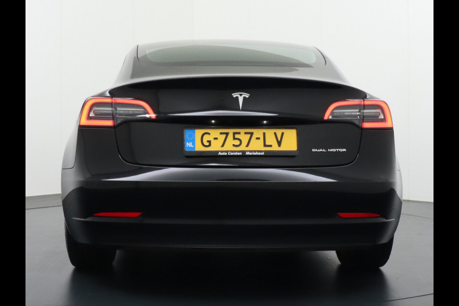 Tesla Model 3 Long Range 75kWh 463PK SOH 90% FSD Full Self Driving Computer-3 Premium Audio 4wd  18" Lmv AutoPilot Panoramadak Camera's Leder  Stoel en achterbank verwarming Keyless Electr.Stoelen+Memory+Easy-Entry WiFi Origineel Nederlandse auto Grootste accu, Tot 16,5kwh thuis laden. Tesla Model 3 Long Range 75kWh 463PK SOH 90% FSD Full Self Driving Computer-3 Premium Audio 4wd  18" Lmv AutoPilot Panoramadak Camera's Leder  Stoel en achterbank verwarming Keyless Electr.Stoelen+Memory+Easy-Entry WiFi Origineel Nederlandse auto Grootste accu, Tot 16,5kwh thuis laden.
