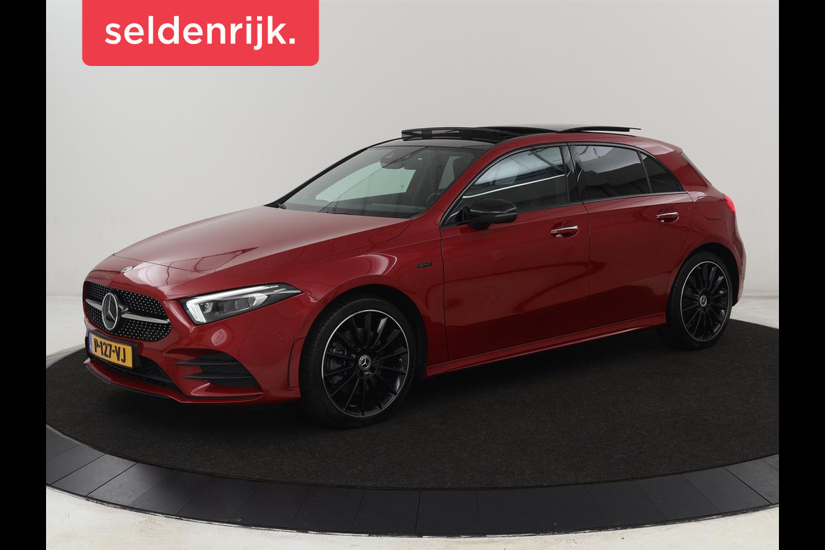 Mercedes-Benz A-Klasse 250e AMG | Panoramadak | 360 Camera | Burmester | Stoelverwarming | Adaptive cruise | Carplay | Sfeerverlichting | 19'' | Navigatie | Widescreen | Leder/Alcantara | PHEV | Plug In Mercedes-Benz A-Klasse 250e AMG | Panoramadak | 360 Camera | Burmester | Stoelverwarming | Adaptive cruise | Carplay | Sfeerverlichting | 19'' | Navigatie | Widescreen | Leder/Alcantara | PHEV | Plug In