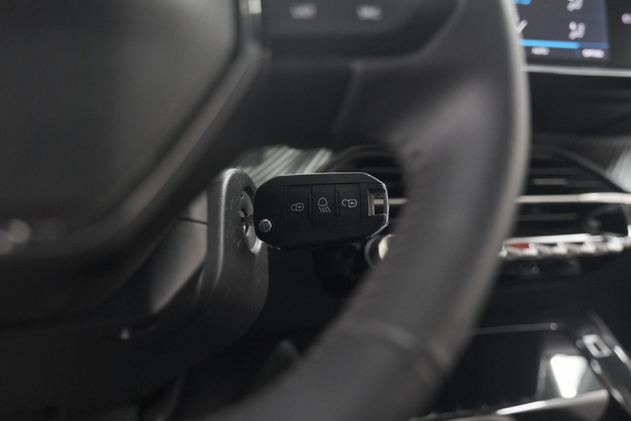 Peugeot 208 PureTech 100 EAT8 Allure Pack | Camera | Apple Carplay | Parkeersensoren | Stoelverwarming Peugeot 208 PureTech 100 EAT8 Allure Pack | Camera | Apple Carplay | Parkeersensoren | Stoelverwarming