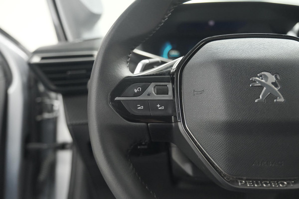 Peugeot 208 PureTech 100 EAT8 Allure Pack | Camera | Apple Carplay | Parkeersensoren | Stoelverwarming Peugeot 208 PureTech 100 EAT8 Allure Pack | Camera | Apple Carplay | Parkeersensoren | Stoelverwarming