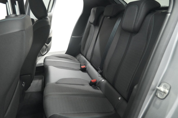 Peugeot 208 PureTech 100 EAT8 Allure Pack | Camera | Apple Carplay | Parkeersensoren | Stoelverwarming Peugeot 208 PureTech 100 EAT8 Allure Pack | Camera | Apple Carplay | Parkeersensoren | Stoelverwarming