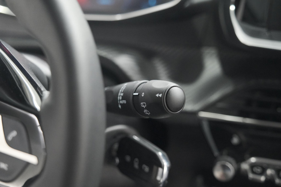 Peugeot 208 PureTech 100 EAT8 Allure Pack | Camera | Apple Carplay | Parkeersensoren | Stoelverwarming Peugeot 208 PureTech 100 EAT8 Allure Pack | Camera | Apple Carplay | Parkeersensoren | Stoelverwarming