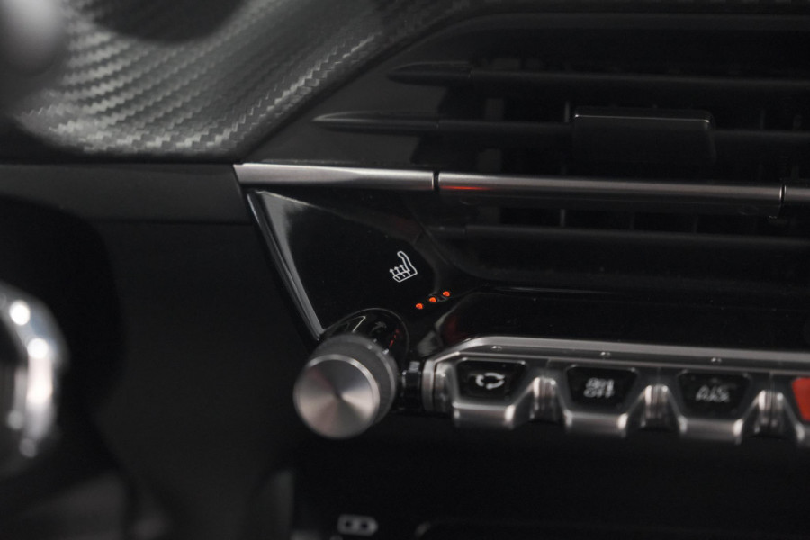 Peugeot 208 PureTech 100 EAT8 Allure Pack | Camera | Apple Carplay | Parkeersensoren | Stoelverwarming Peugeot 208 PureTech 100 EAT8 Allure Pack | Camera | Apple Carplay | Parkeersensoren | Stoelverwarming