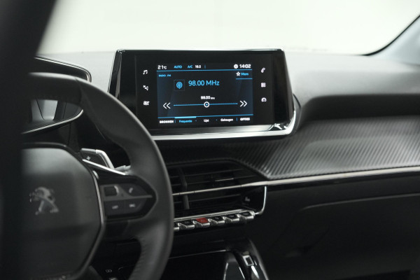 Peugeot 208 PureTech 100 EAT8 Allure Pack | Camera | Apple Carplay | Parkeersensoren | Stoelverwarming Peugeot 208 PureTech 100 EAT8 Allure Pack | Camera | Apple Carplay | Parkeersensoren | Stoelverwarming