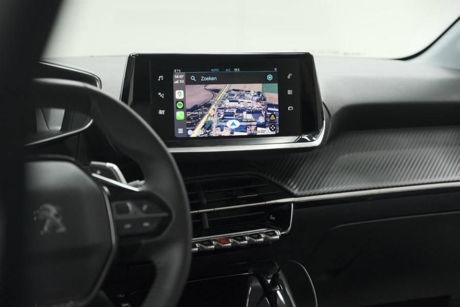 Peugeot 208 PureTech 100 EAT8 Allure Pack | Camera | Apple Carplay | Parkeersensoren | Stoelverwarming Peugeot 208 PureTech 100 EAT8 Allure Pack | Camera | Apple Carplay | Parkeersensoren | Stoelverwarming
