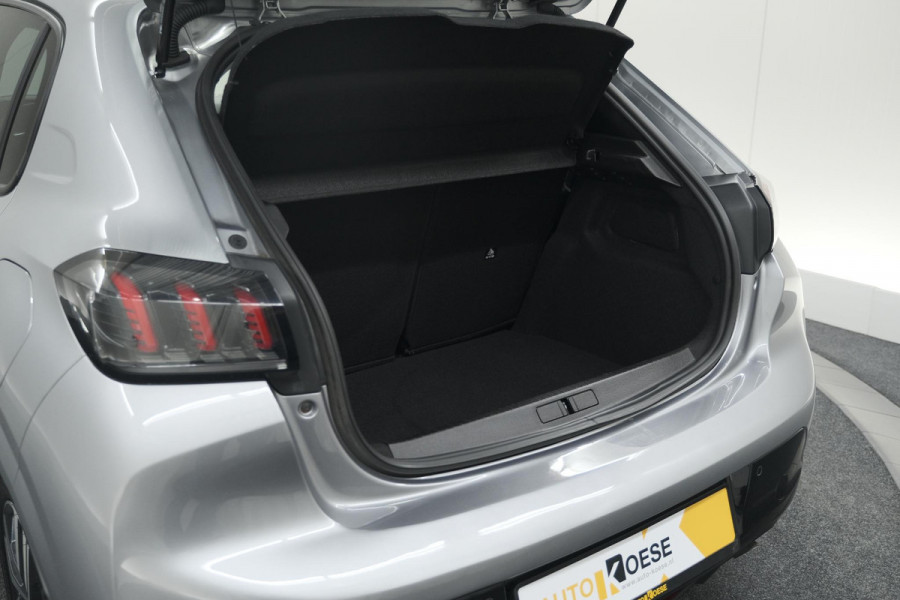 Peugeot 208 PureTech 100 EAT8 Allure Pack | Camera | Apple Carplay | Parkeersensoren | Stoelverwarming Peugeot 208 PureTech 100 EAT8 Allure Pack | Camera | Apple Carplay | Parkeersensoren | Stoelverwarming