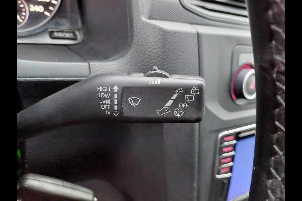 Volkswagen Caddy 2.0 TDI L1 | Gereviseerde motor! | LED | Trekhaak | NAP Volkswagen Caddy 2.0 TDI L1 | Gereviseerde motor! | LED | Trekhaak | NAP