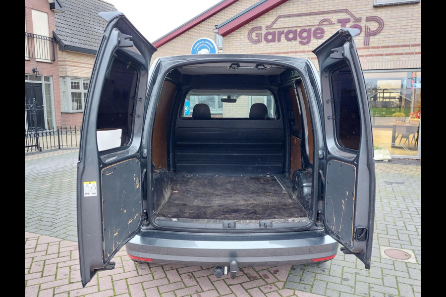 Volkswagen Caddy 2.0 TDI L1 | Gereviseerde motor! | LED | Trekhaak | NAP Volkswagen Caddy 2.0 TDI L1 | Gereviseerde motor! | LED | Trekhaak | NAP