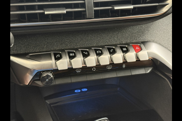 Peugeot 3008 T131PK Automaat Leder Apple Carplay Android Auto 360°Camera Navi Ecc Cruise Control Pdc DAB+ Elek. Achterklep Keyless Wifi Led Lmv 19" Privacy Glas Bluetooth Connected Apps 1e Eigenaar Origineel Nederlandse Auto