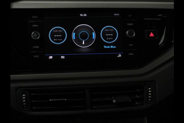 Volkswagen Polo 1.0 TSI 95pk Comfortline | Navigatie | Apple Carplay / Android Auto | Bluetooth | Cruise control | Lichtmetalen Velgen Volkswagen Polo 1.0 TSI 95pk Comfortline | Navigatie | Apple Carplay / Android Auto | Bluetooth | Cruise control | Lichtmetalen Velgen