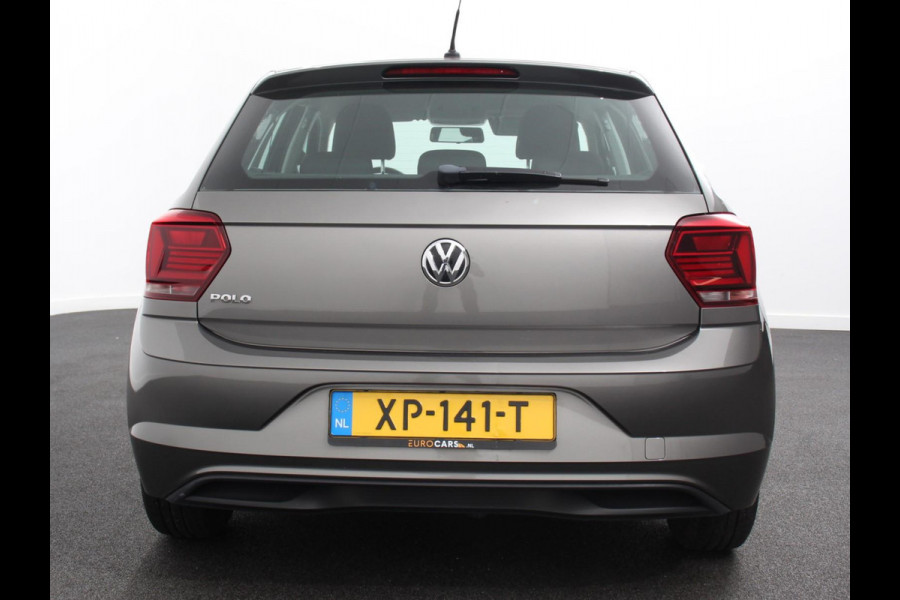 Volkswagen Polo 1.0 TSI 95pk Comfortline | Navigatie | Apple Carplay / Android Auto | Bluetooth | Cruise control | Lichtmetalen Velgen Volkswagen Polo 1.0 TSI 95pk Comfortline | Navigatie | Apple Carplay / Android Auto | Bluetooth | Cruise control | Lichtmetalen Velgen