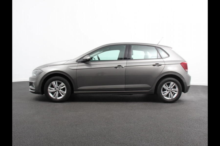 Volkswagen Polo 1.0 TSI 95pk Comfortline | Navigatie | Apple Carplay / Android Auto | Bluetooth | Cruise control | Lichtmetalen Velgen Volkswagen Polo 1.0 TSI 95pk Comfortline | Navigatie | Apple Carplay / Android Auto | Bluetooth | Cruise control | Lichtmetalen Velgen