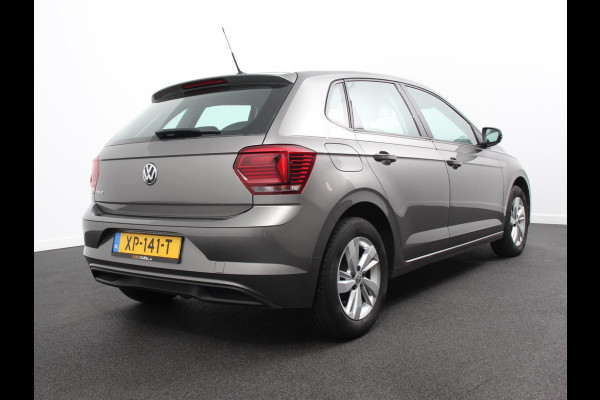 Volkswagen Polo 1.0 TSI 95pk Comfortline | Navigatie | Apple Carplay / Android Auto | Bluetooth | Cruise control | Lichtmetalen Velgen Volkswagen Polo 1.0 TSI 95pk Comfortline | Navigatie | Apple Carplay / Android Auto | Bluetooth | Cruise control | Lichtmetalen Velgen