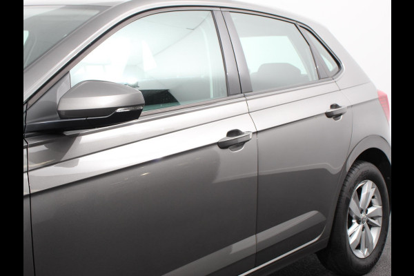 Volkswagen Polo 1.0 TSI 95pk Comfortline | Navigatie | Apple Carplay / Android Auto | Bluetooth | Cruise control | Lichtmetalen Velgen Volkswagen Polo 1.0 TSI 95pk Comfortline | Navigatie | Apple Carplay / Android Auto | Bluetooth | Cruise control | Lichtmetalen Velgen