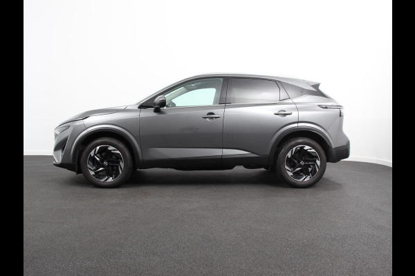 Nissan QASHQAI 1.3 MHEV Automaat N-Connecta | Navigatie | Climate Control | Sfeerverlichting | Camera 360 | Led | Dab | Verwarmde voorstoelen | Adaptive Cruise Control | Digitale Cockpit | Lichtmetalen Velgen Nissan QASHQAI 1.3 MHEV Automaat N-Connecta | Navigatie | Climate Control | Sfeerverlichting | Camera 360 | Led | Dab | Verwarmde voorstoelen | Adaptive Cruise Control | Digitale Cockpit | Lichtmetalen Velgen