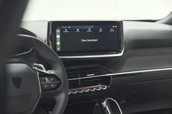 Peugeot 2008 Hybrid 136 e-DCS6 Allure | 360 Camera | Adaptieve Cruise Control | Dodehoekdetectie | Navigatie