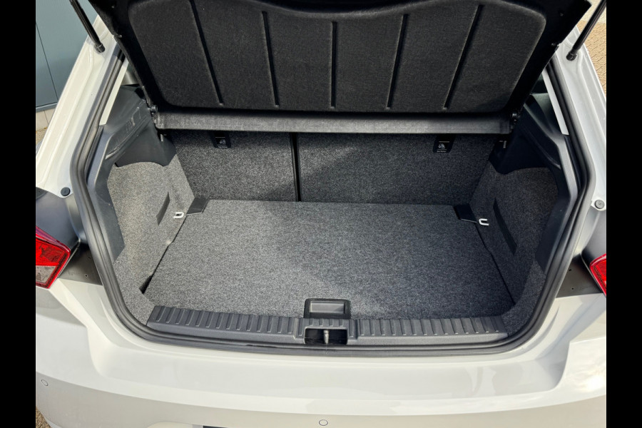 Seat Ibiza 1.0 EcoTSI Style * Carplay * Parkeersensoren * Climate Control * Cruise Control *