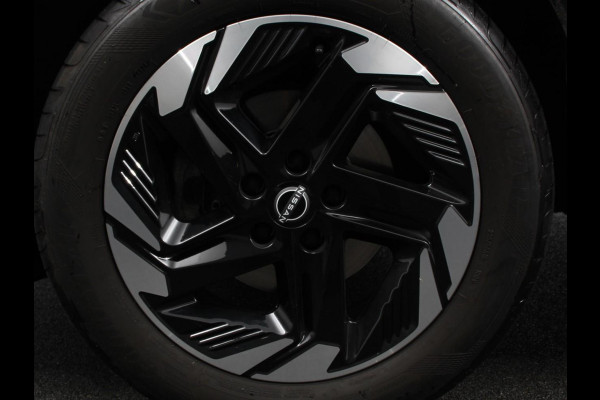 Nissan QASHQAI 1.3 MHEV Automaat N-Connecta | Navigatie | Climate Control | Sfeerverlichting | Camera 360 | Led | Dab | Verwarmde voorstoelen | Adaptive Cruise Control | Digitale Cockpit | Lichtmetalen Velgen Nissan QASHQAI 1.3 MHEV Automaat N-Connecta | Navigatie | Climate Control | Sfeerverlichting | Camera 360 | Led | Dab | Verwarmde voorstoelen | Adaptive Cruise Control | Digitale Cockpit | Lichtmetalen Velgen