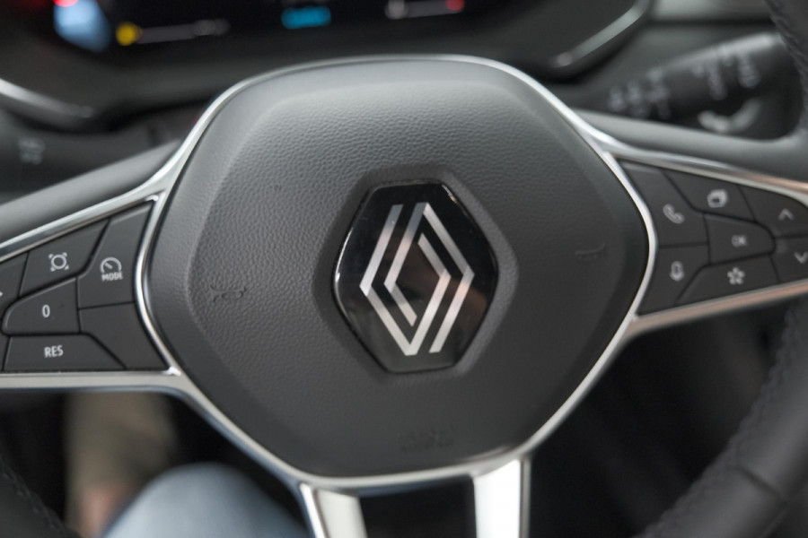 Renault Captur TCe 90 Techno | Camera | Navigatie | Apple Carplay | Pack Full Screen | 18 Inch Lichtmetalen Velgen