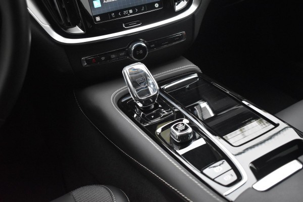 Volvo V60 T6 350PK Automaat Plug-in hybrid AWD Plus Dark