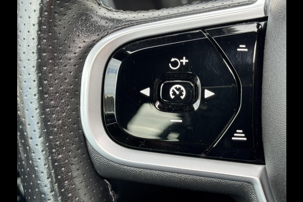 Volvo V60 2.0 D4 Momentum Adaptive cruise Climate control Parkeercamera met sensoren Apple / Android Stoelverwarming Harman Kardon Volvo V60 2.0 D4 Momentum Adaptive cruise Climate control Parkeercamera met sensoren Apple / Android Stoelverwarming Harman Kardon