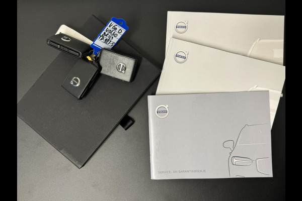 Volvo V60 2.0 D4 Momentum Adaptive cruise Climate control Parkeercamera met sensoren Apple / Android Stoelverwarming Harman Kardon Volvo V60 2.0 D4 Momentum Adaptive cruise Climate control Parkeercamera met sensoren Apple / Android Stoelverwarming Harman Kardon