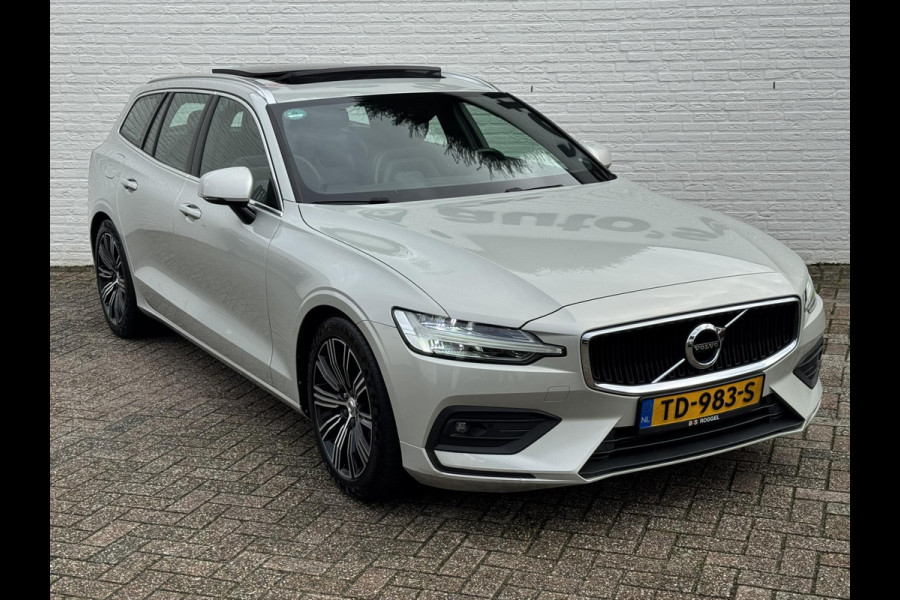 Volvo V60 2.0 D4 Momentum Adaptive cruise Climate control Parkeercamera met sensoren Apple / Android Stoelverwarming Harman Kardon Volvo V60 2.0 D4 Momentum Adaptive cruise Climate control Parkeercamera met sensoren Apple / Android Stoelverwarming Harman Kardon