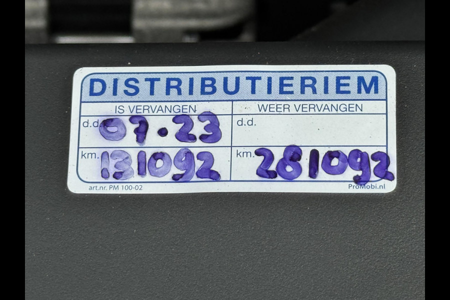 Volvo V60 2.0 D4 Momentum Adaptive cruise Climate control Parkeercamera met sensoren Apple / Android Stoelverwarming Harman Kardon Volvo V60 2.0 D4 Momentum Adaptive cruise Climate control Parkeercamera met sensoren Apple / Android Stoelverwarming Harman Kardon