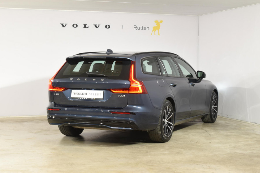 Volvo V60 T6 350PK Automaat Plug-in hybrid AWD Plus Dark Volvo V60 T6 350PK Automaat Plug-in hybrid AWD Plus Dark