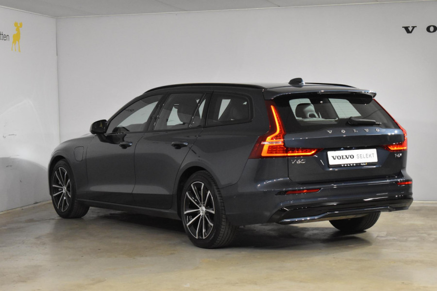 Volvo V60 T6 350PK Automaat Plug-in hybrid AWD Plus Dark Volvo V60 T6 350PK Automaat Plug-in hybrid AWD Plus Dark
