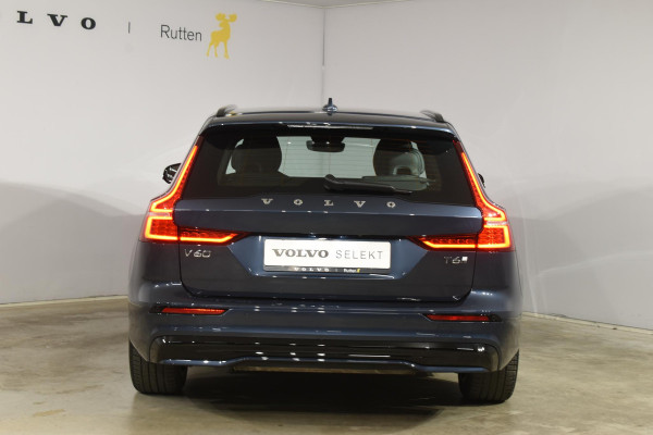 Volvo V60 T6 350PK Automaat Plug-in hybrid AWD Plus Dark Volvo V60 T6 350PK Automaat Plug-in hybrid AWD Plus Dark