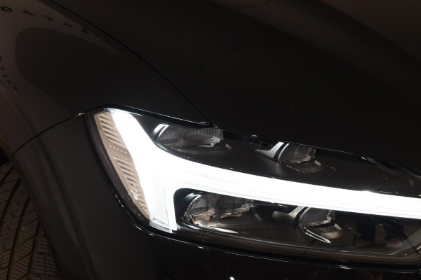 Volvo XC60 T6 350PK Automaat Plug-in Hybrid AWD Plus Dark