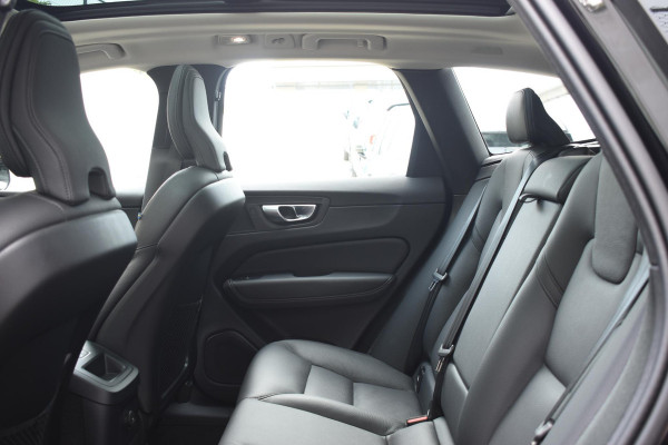 Volvo XC60 T6 350PK Automaat Plug-in Hybrid AWD Plus Dark