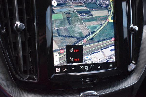 Volvo XC60 T6 350PK Automaat Plug-in Hybrid AWD Plus Dark