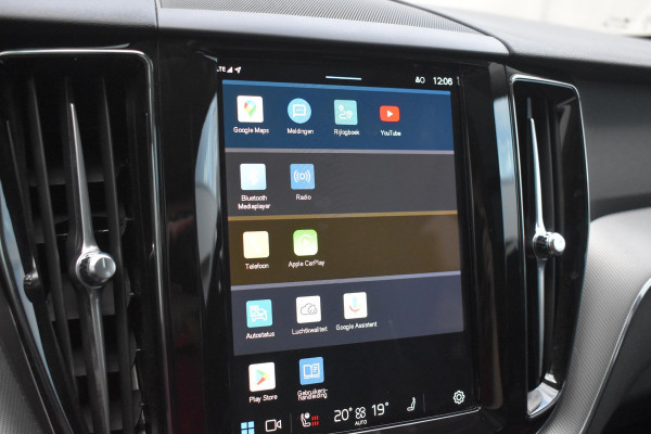 Volvo XC60 T6 350PK Automaat Plug-in Hybrid AWD Plus Dark