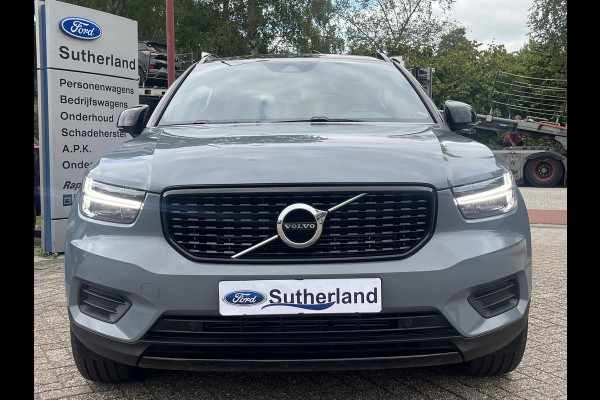 Volvo XC40 1.5 T5 Recharge R-Design 262pk | ZUID | Parking pack | 1.800 Kg trekgewicht Volvo XC40 1.5 T5 Recharge R-Design 262pk | ZUID | Parking pack | 1.800 Kg trekgewicht